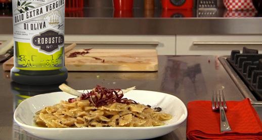 Farfalle al formaggio e radicchio rosso