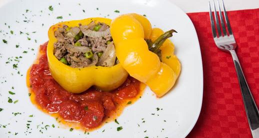 Peperoni ripieni di carne